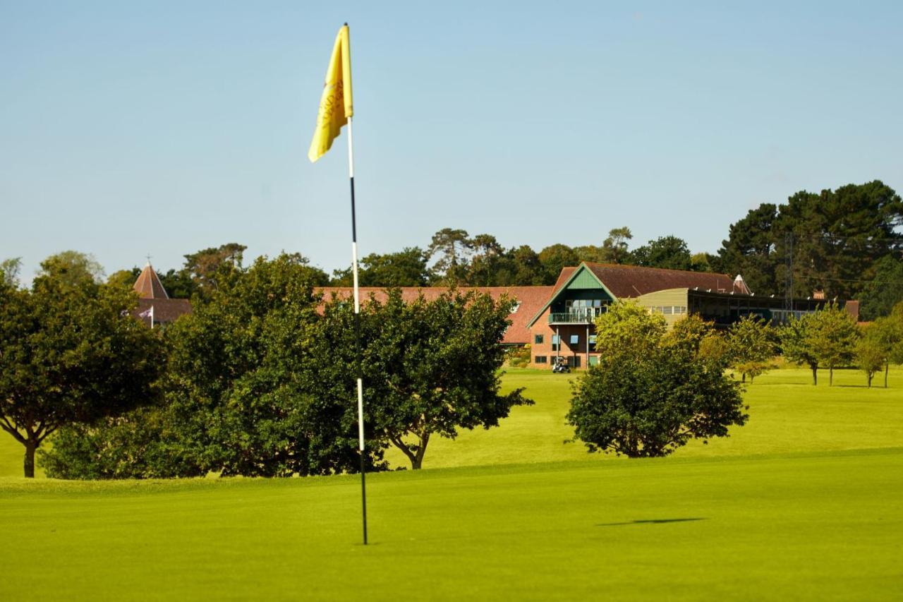 Ufford Park Resort Woodbridge Exterior foto